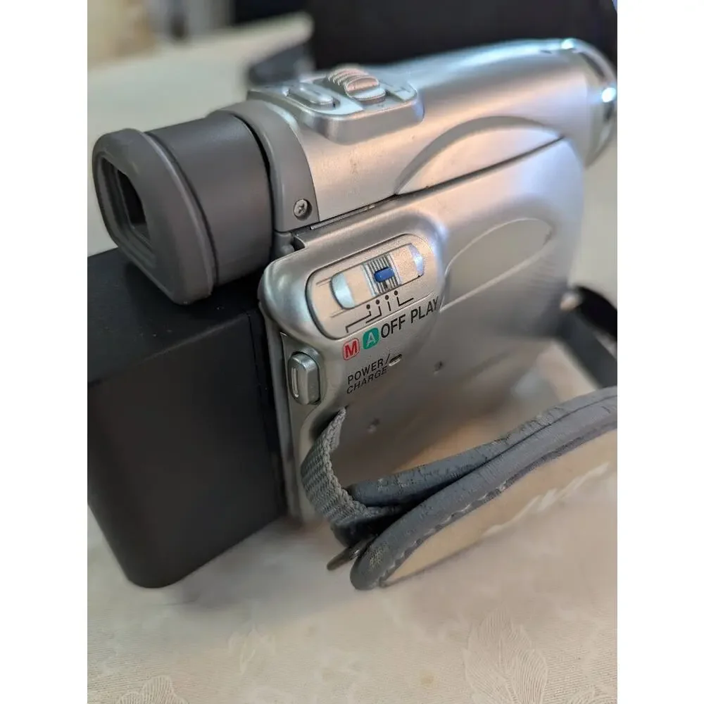 JVC GR-D200U video camera remote strap samsonite bag charger FOR PARTS OR PROPS